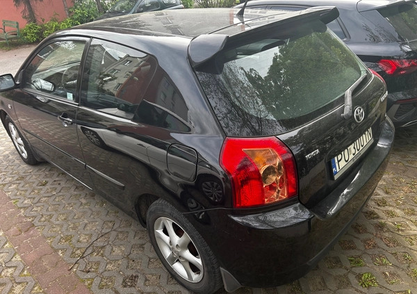 Toyota Corolla cena 11000 przebieg: 209427, rok produkcji 2004 z Poznań małe 137